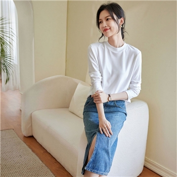 秋新款后中缝纯色棉T极简风女士T恤别致款领套头圆领长袖T恤