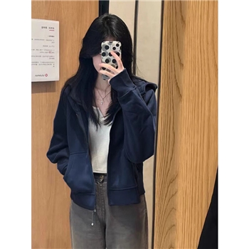 美式复古高街连帽短款卫衣女春秋chic宽松薄款外套慵懒开衫上衣潮